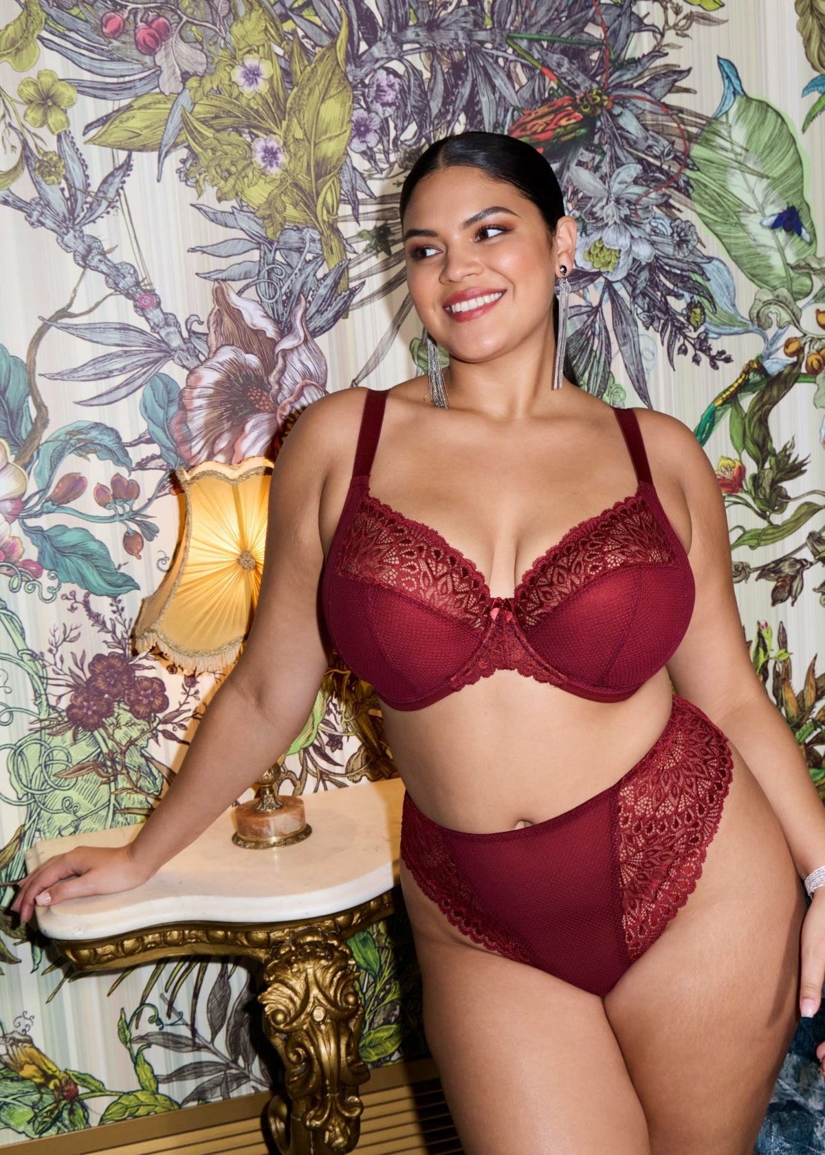 Elomi-Tiernie-Plunge Bra in Tibetan Red