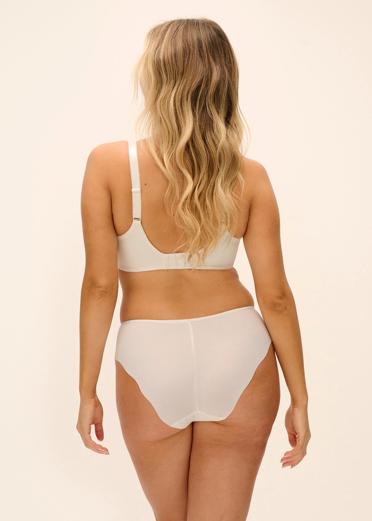 Fantasie-Magdelena-FL103401IVY