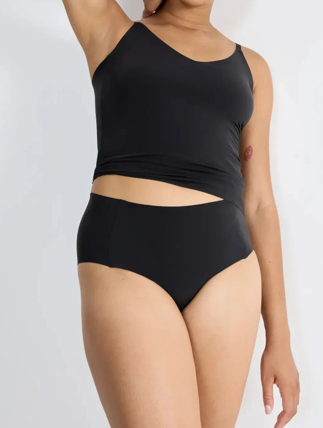 Sloggi ZERO Feel Spaghetti Top-Black